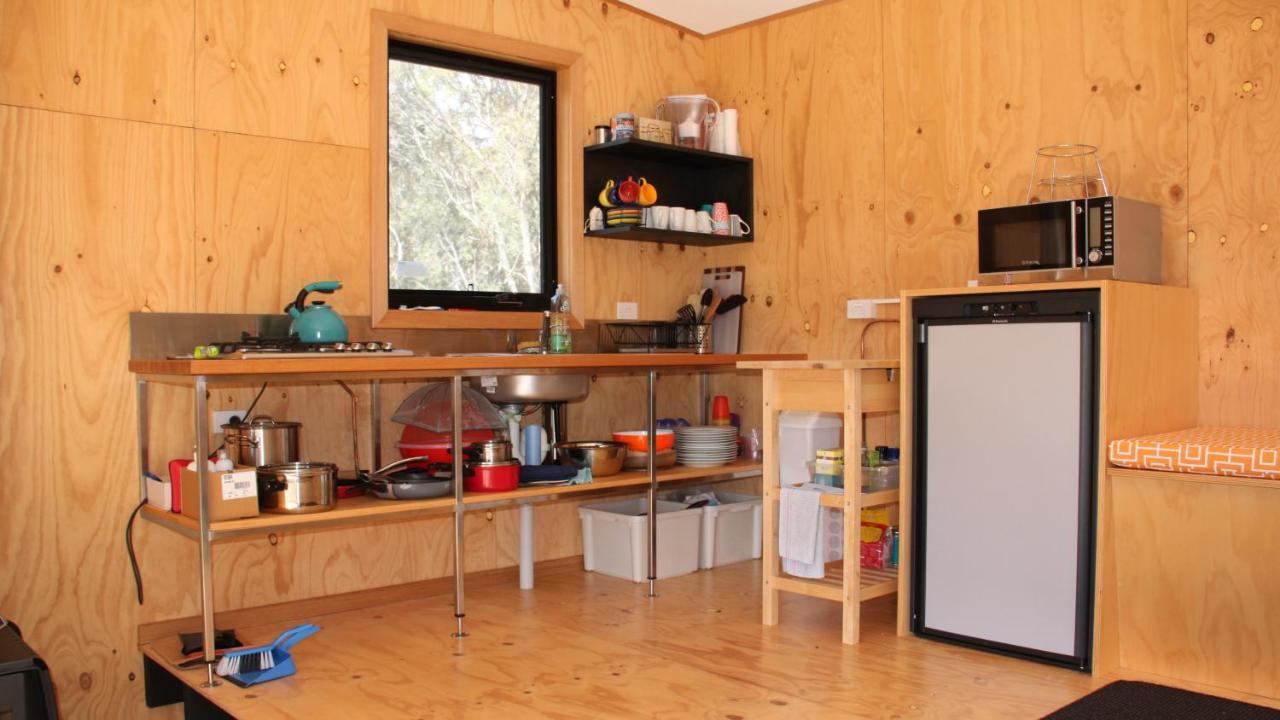 Villa Bay Of Fires Eco Hut Off Grid Experience At Binalong Bay Exterior foto